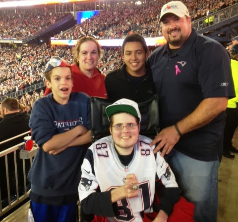 Joe Andruzzi and cancer patient Devin Depauw - Points for Patients Campaign